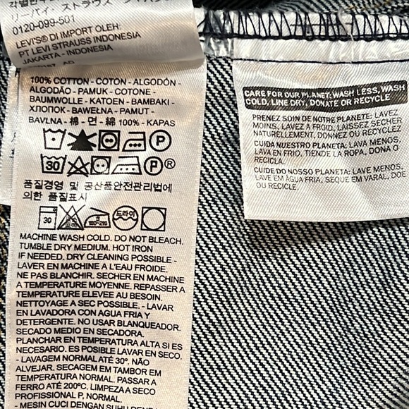 NWOT Levi's Original Trucker Jacket - Picture 12 of 16